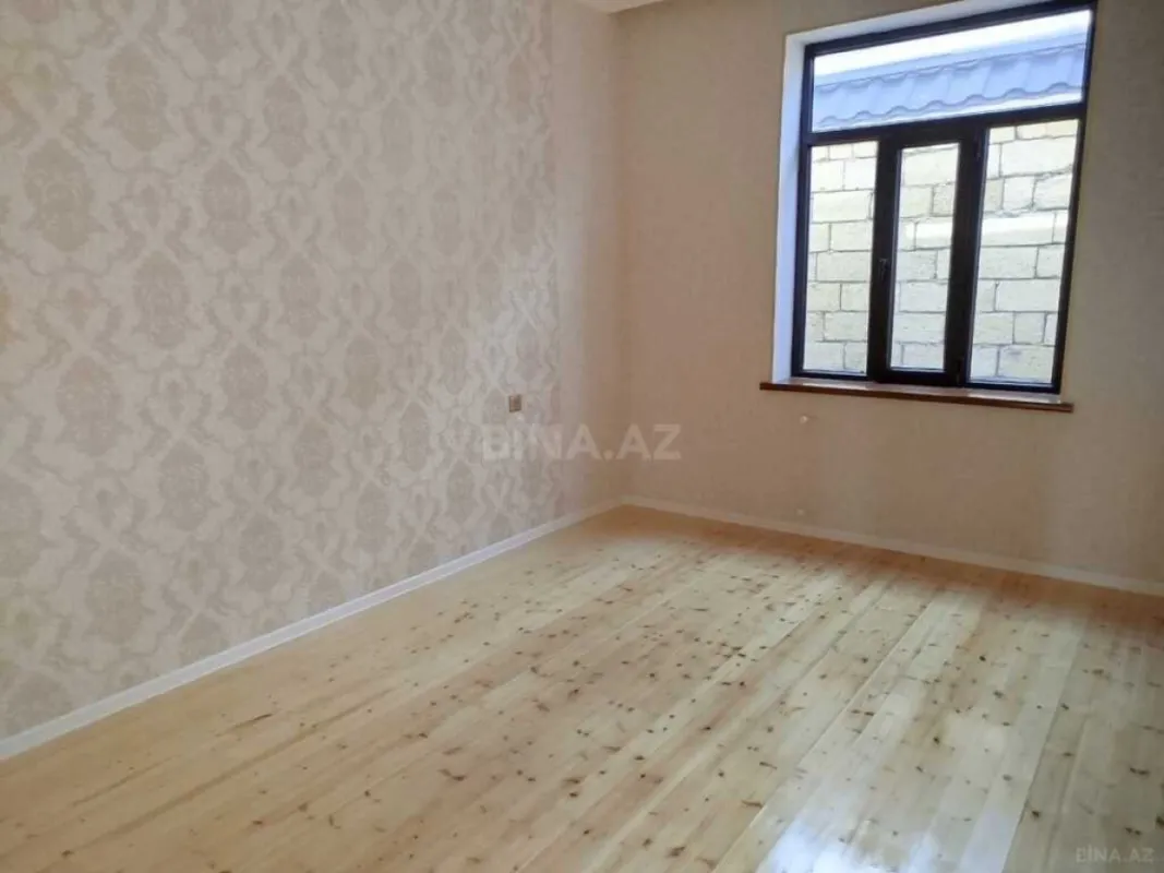 Satılır 7 otaqlı həyət evi 230 m²