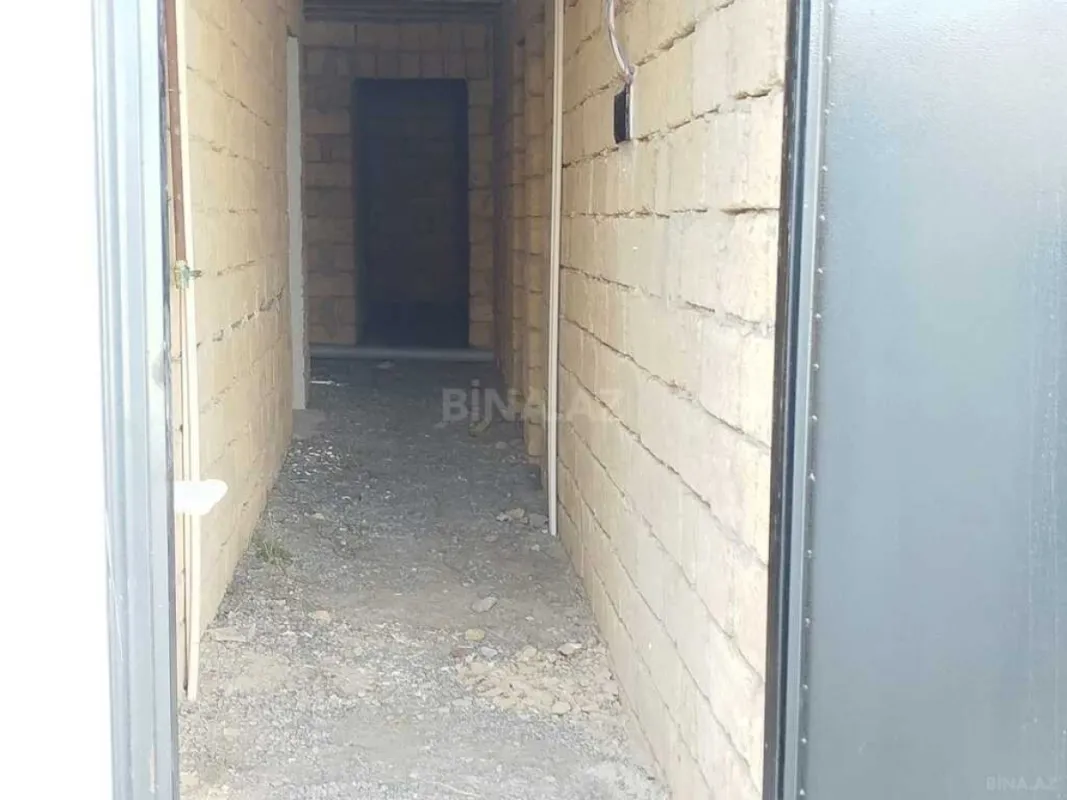 Satılır 7 otaqlı həyət evi 230 m²