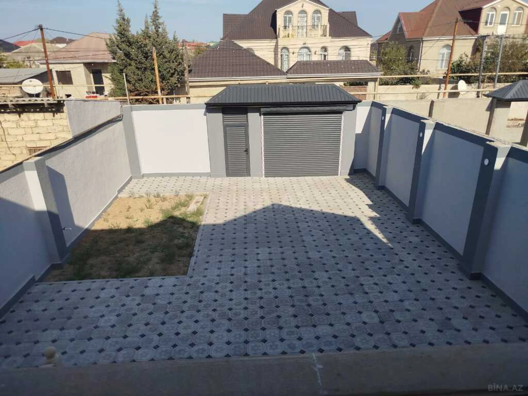 Satılır 7 otaqlı həyət evi 230 m²