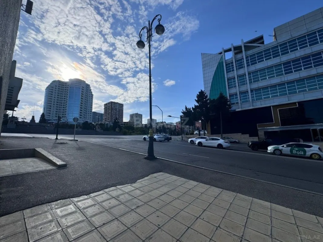 Satılır 3 otaqlı mənzil 78 m²