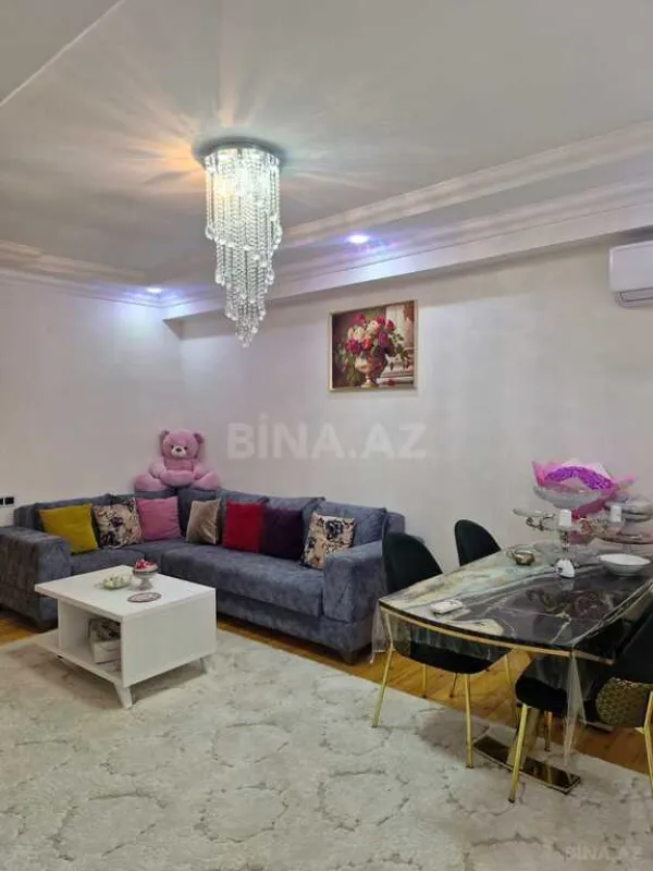 Satılır 1 otaqlı mənzil 63 m²