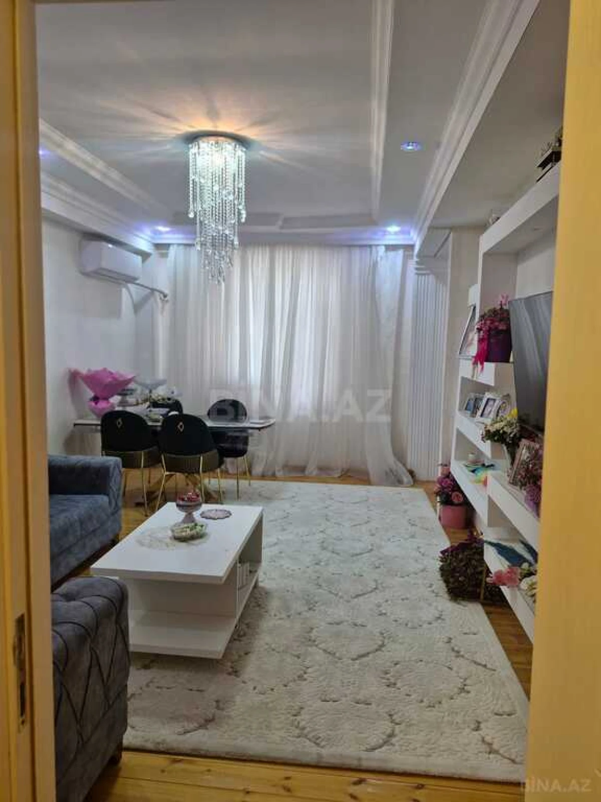 Satılır 1 otaqlı mənzil 63 m²