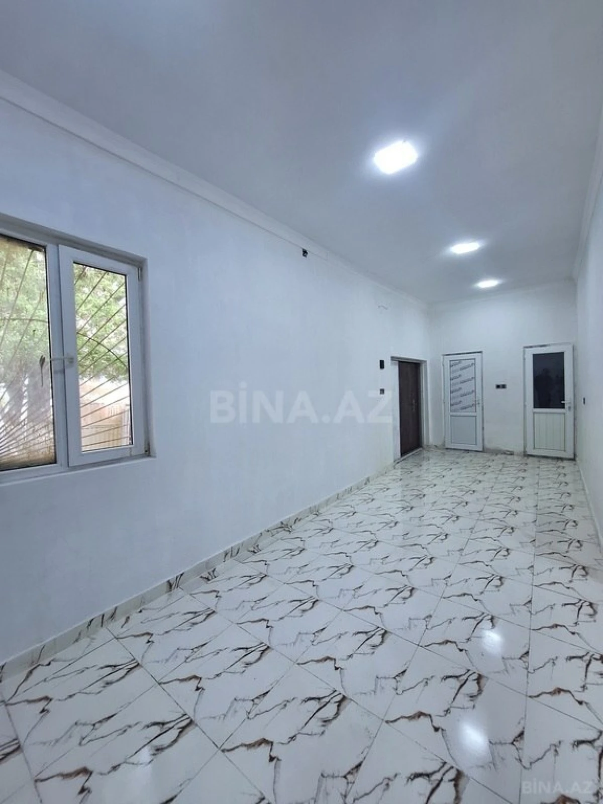 Kirayə verilir 2 otaqlı ofis 40 m²