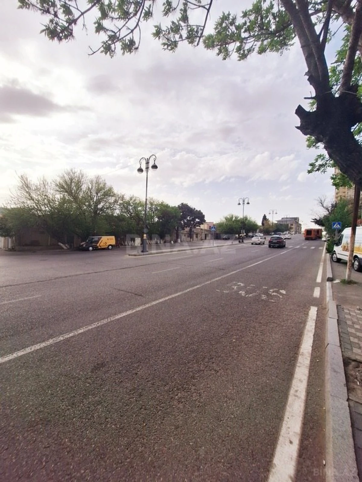 Kirayə verilir 2 otaqlı ofis 40 m²