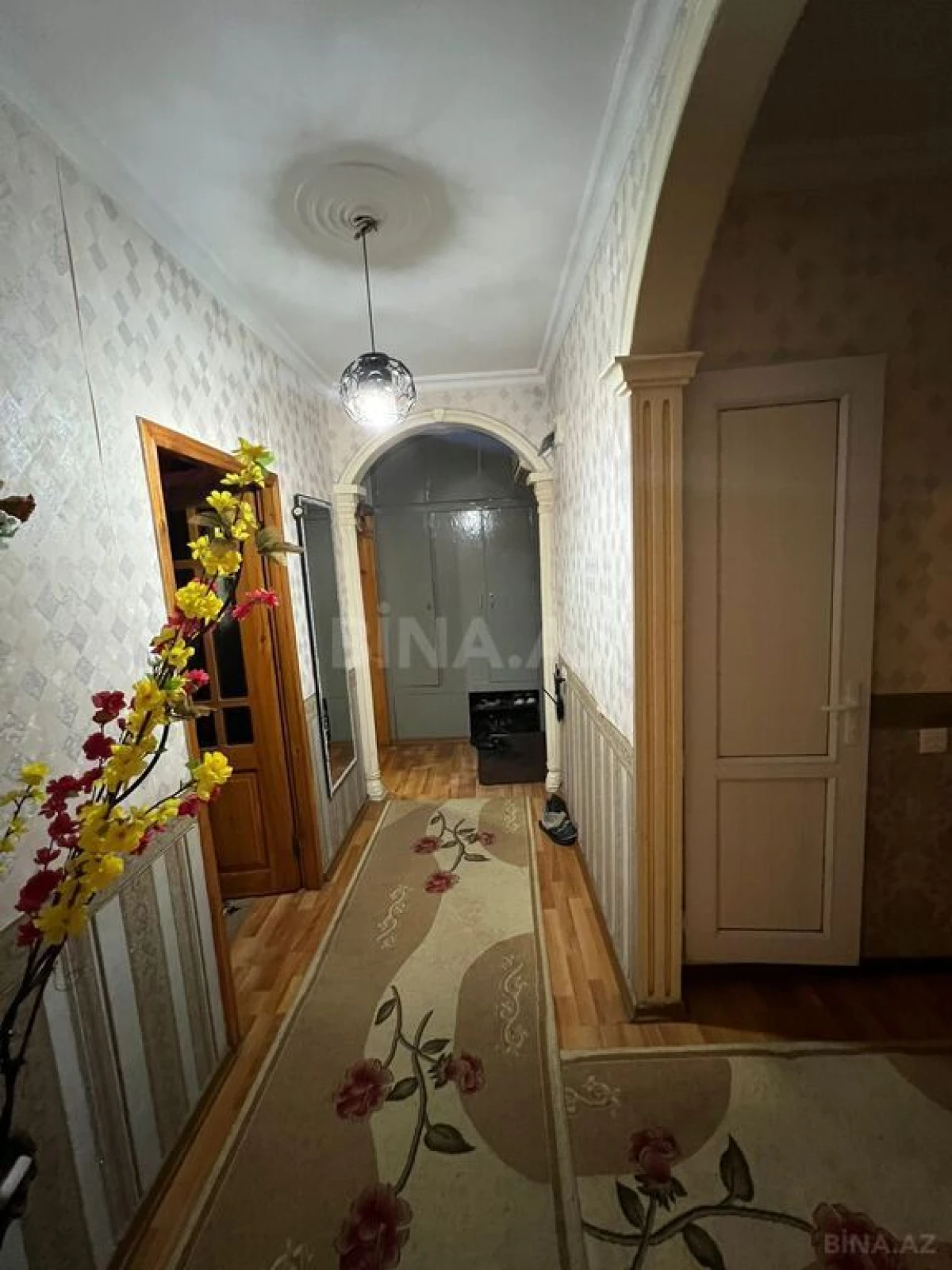 Satılır 4 otaqlı mənzil 110 m²