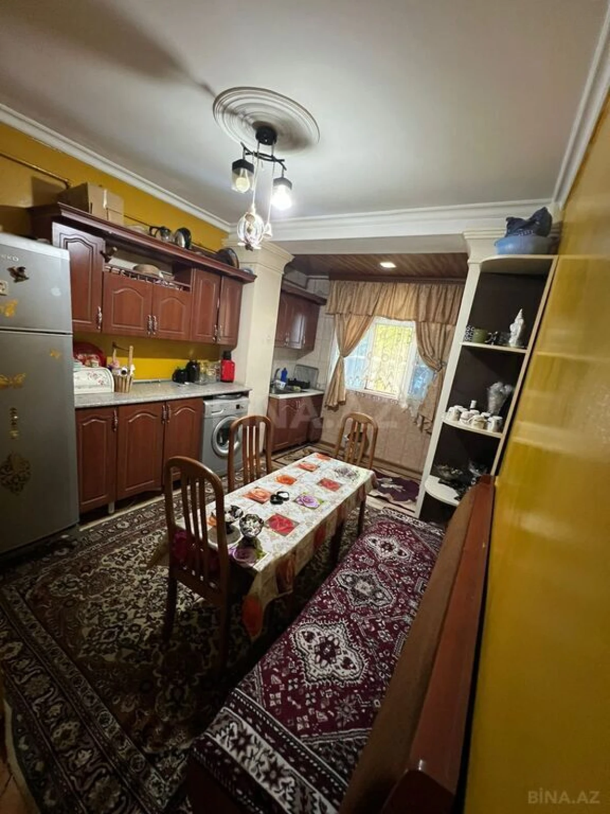 Satılır 4 otaqlı mənzil 110 m²