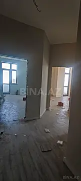 Satılır 4 otaqlı mənzil 130 m²