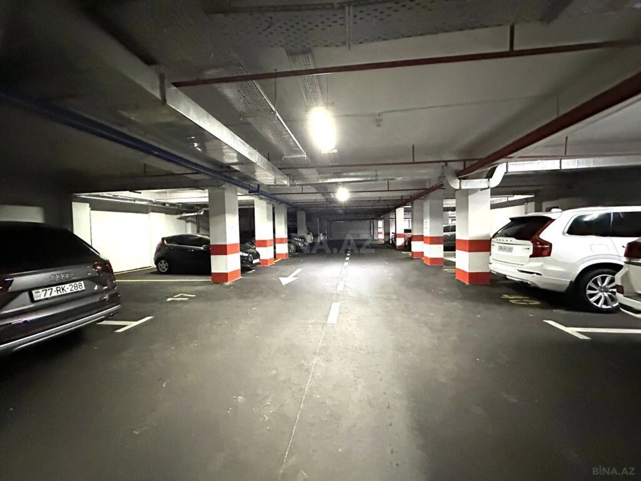 Satılır 3 otaqlı mənzil 116 m²