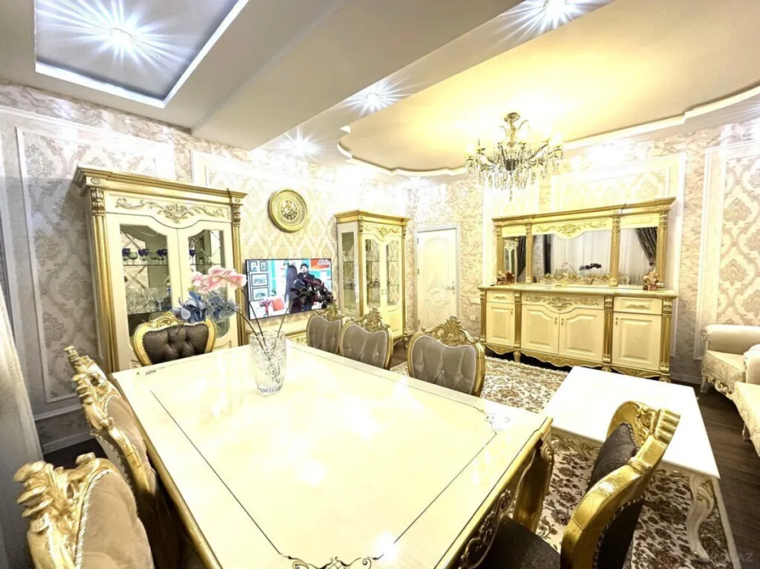 Satılır 3 otaqlı mənzil 116 m²