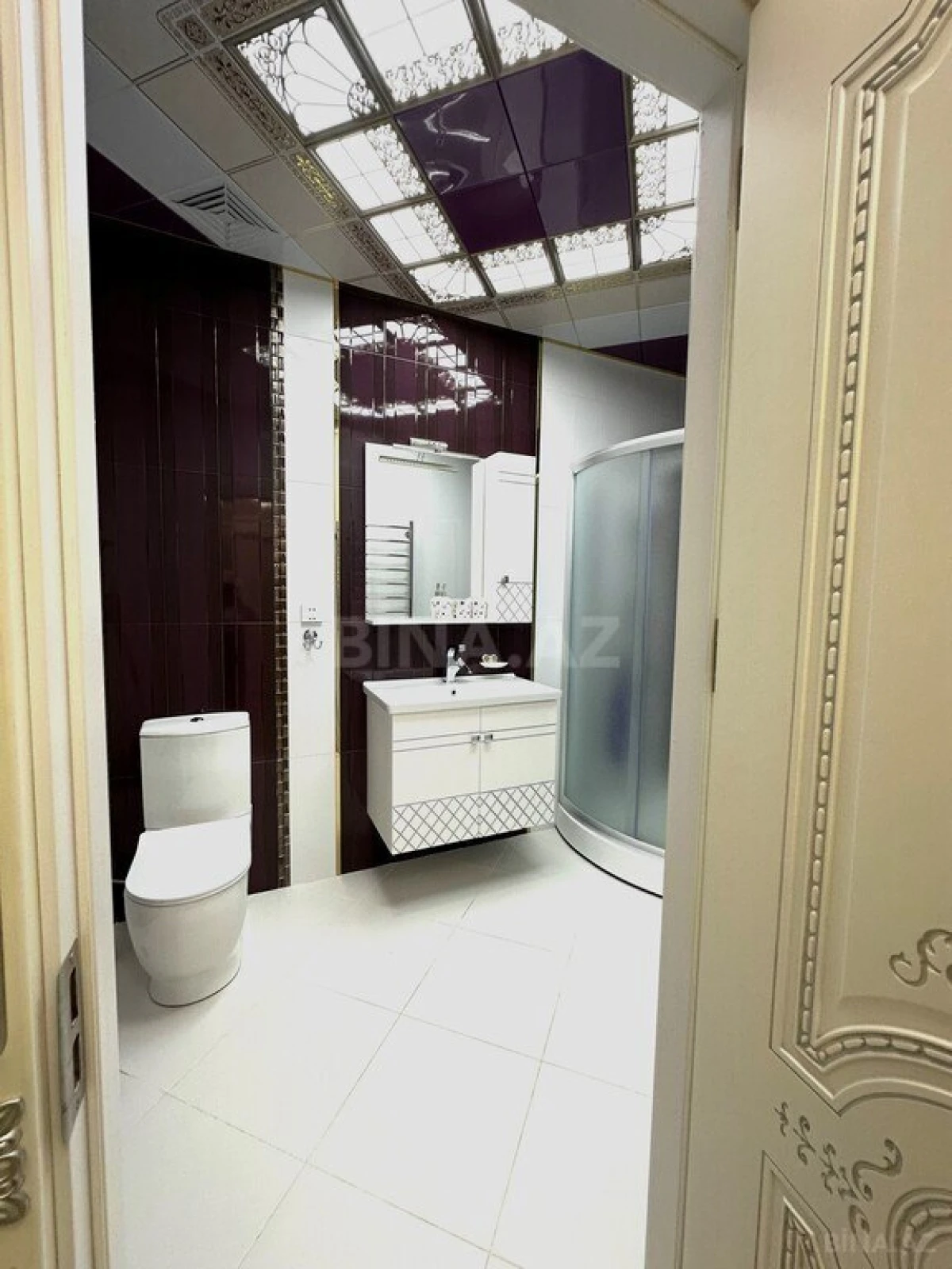 Satılır 3 otaqlı mənzil 116 m²