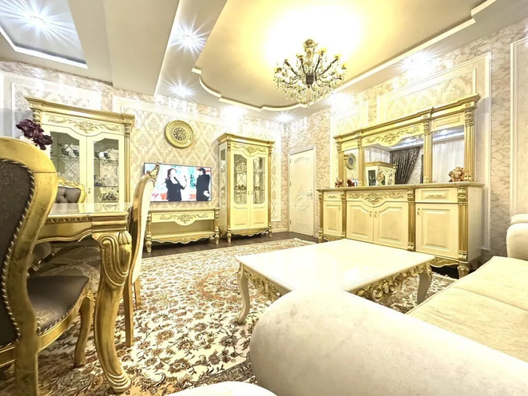 Satılır 3 otaqlı mənzil 116 m²