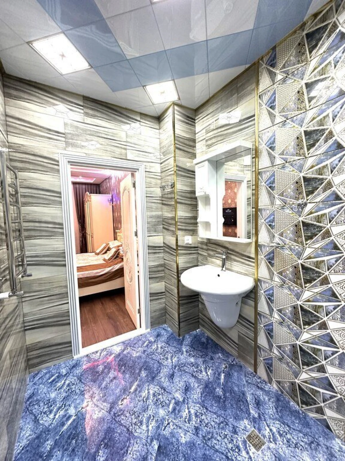 Satılır 3 otaqlı mənzil 116 m²