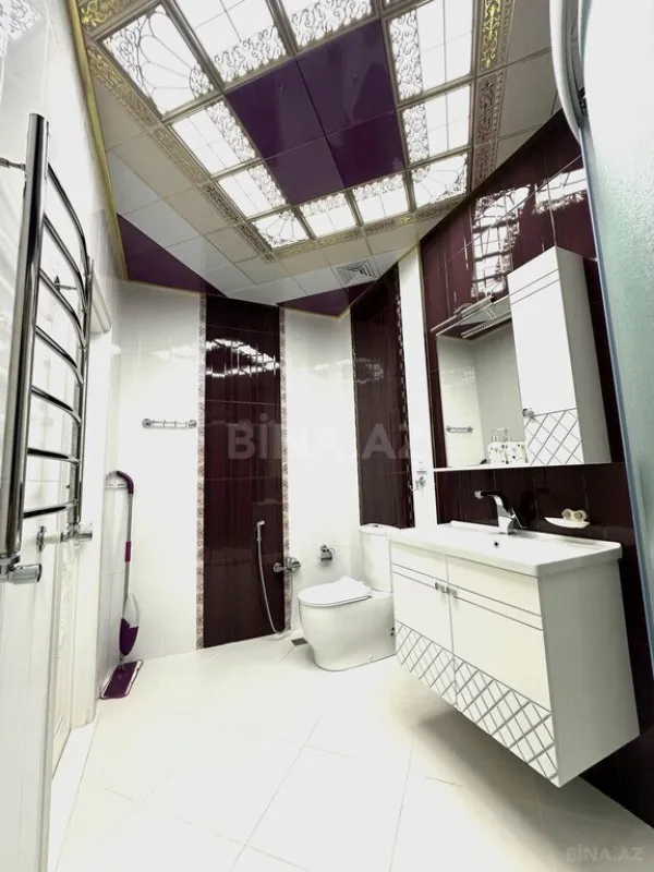 Satılır 3 otaqlı mənzil 116 m²