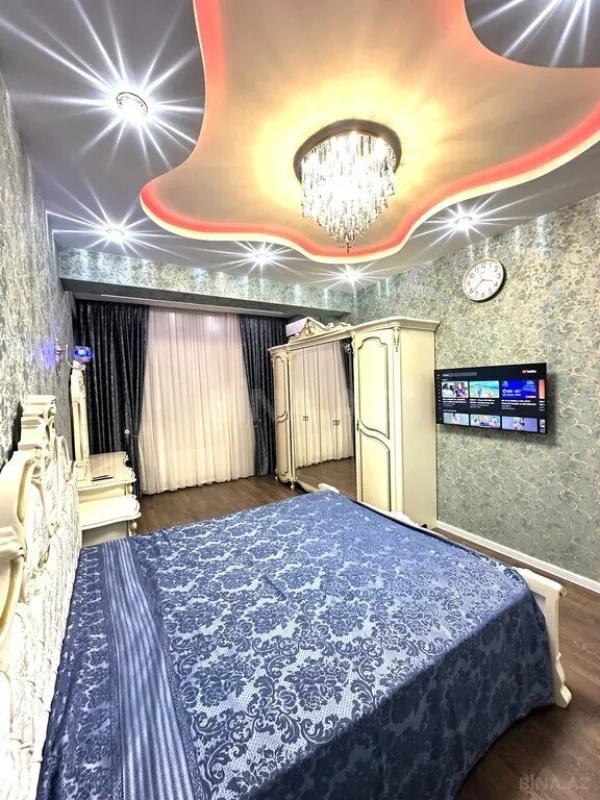 Satılır 3 otaqlı mənzil 116 m²