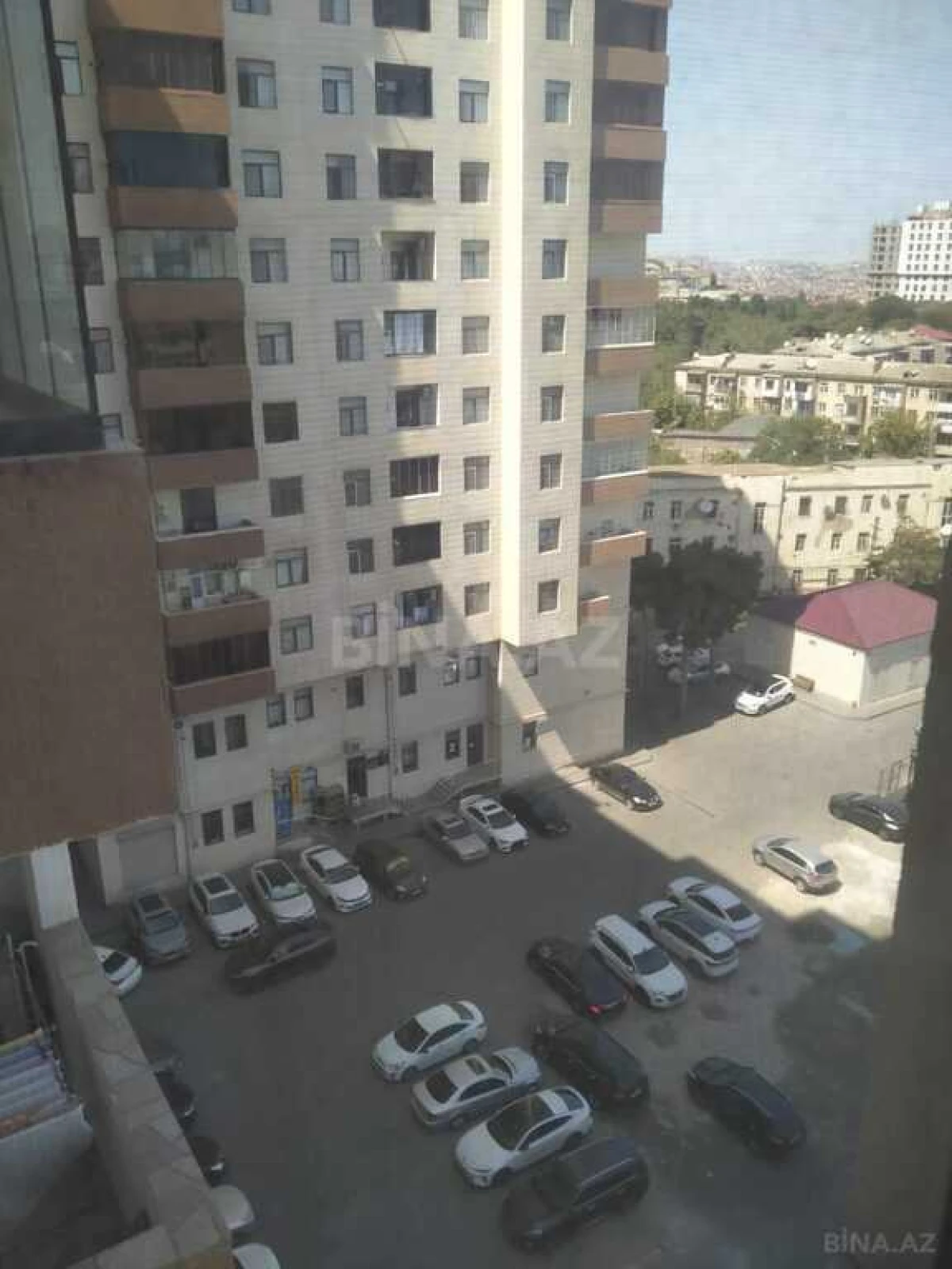 Satılır 3 otaqlı mənzil 130 m²