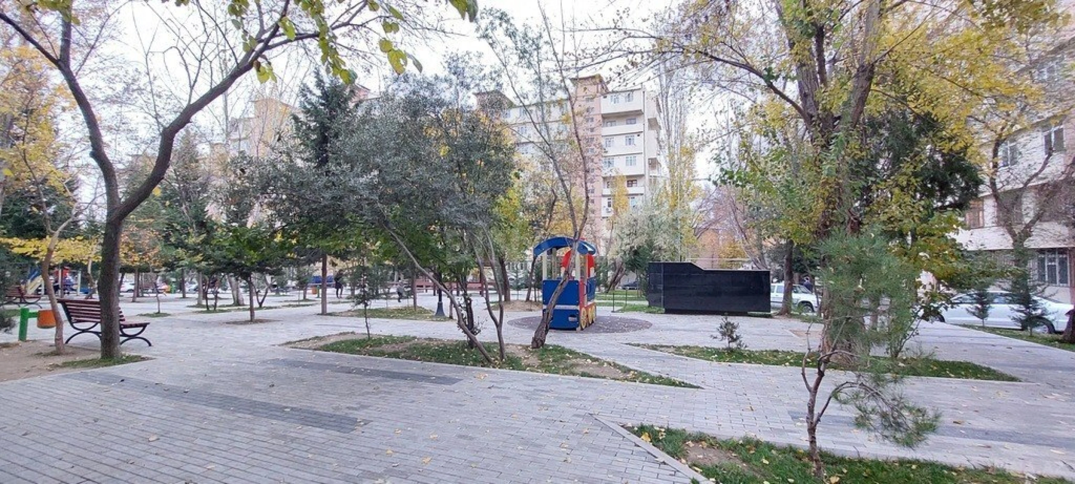 Satılır 4 otaqlı mənzil 101 m²