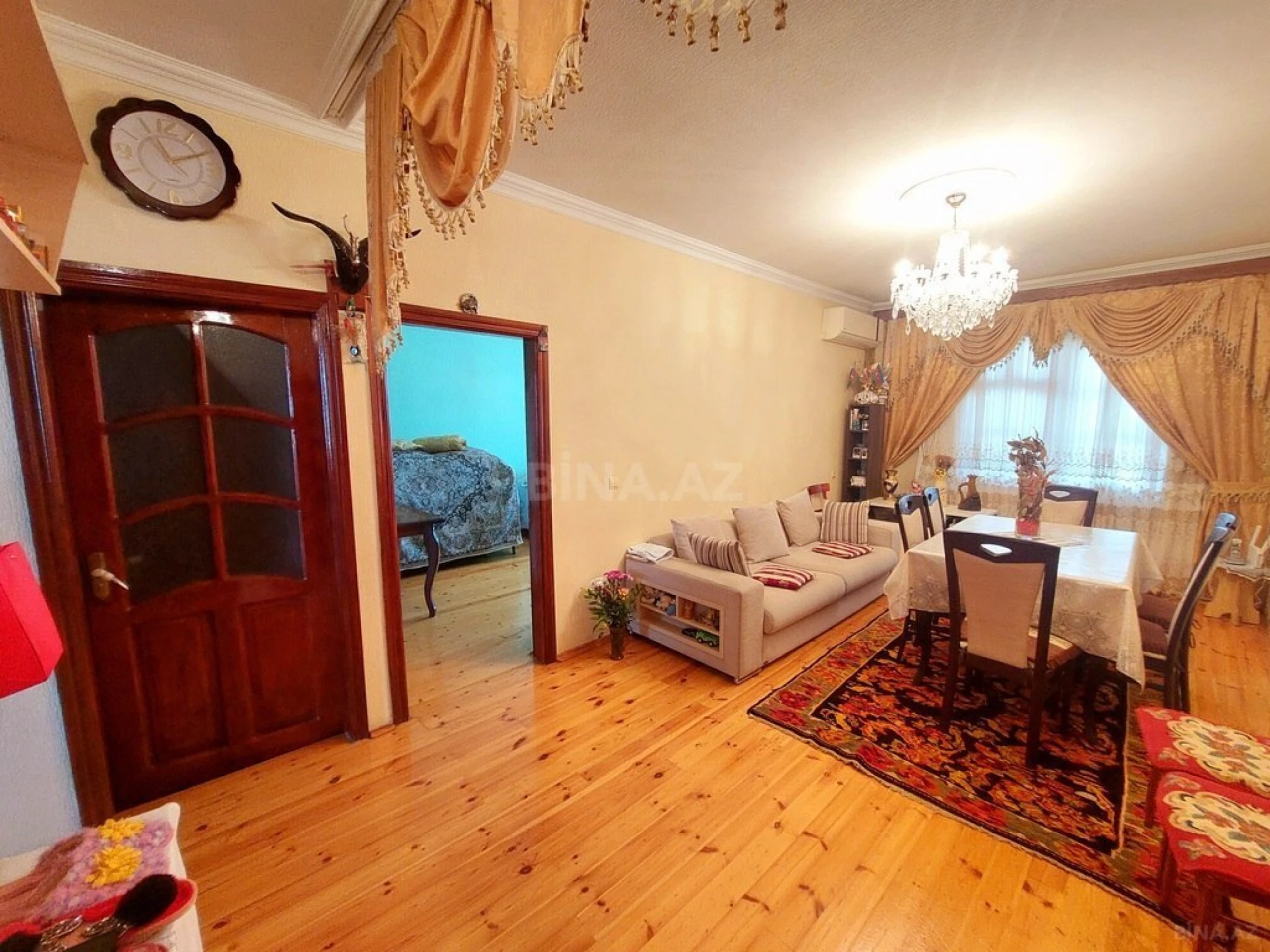 Satılır 4 otaqlı mənzil 101 m²