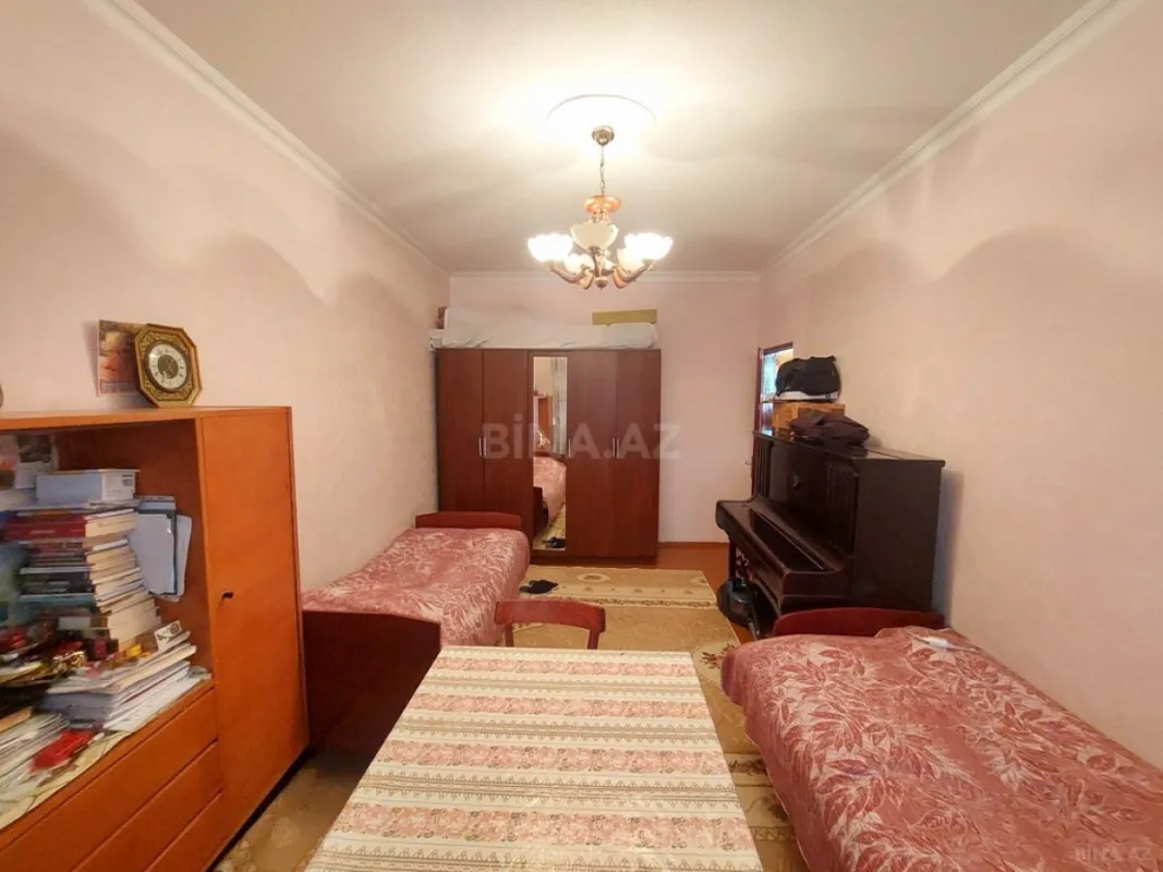 Satılır 4 otaqlı mənzil 101 m²
