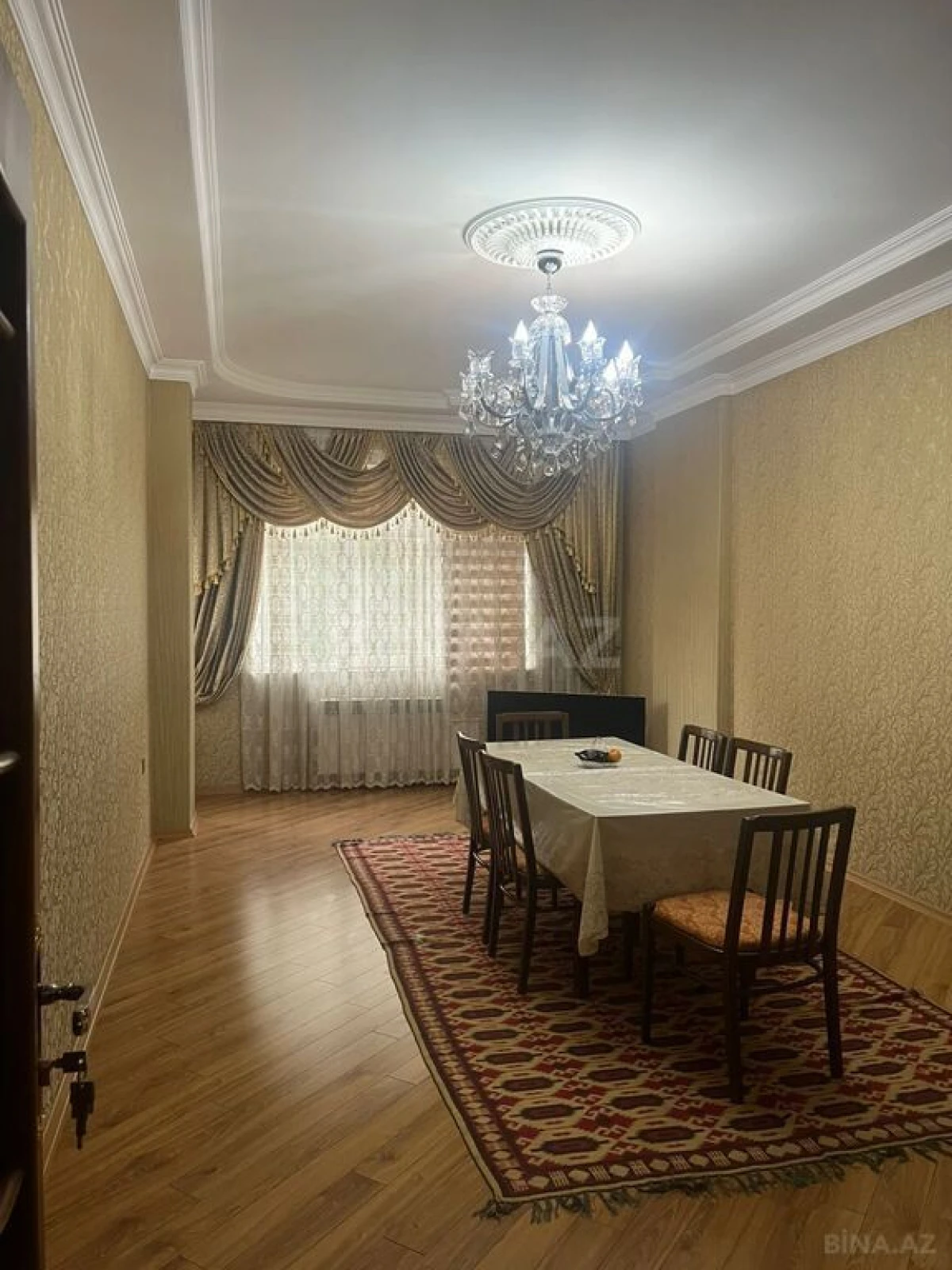 Kirayə verilir 3 otaqlı mənzil 90 m²