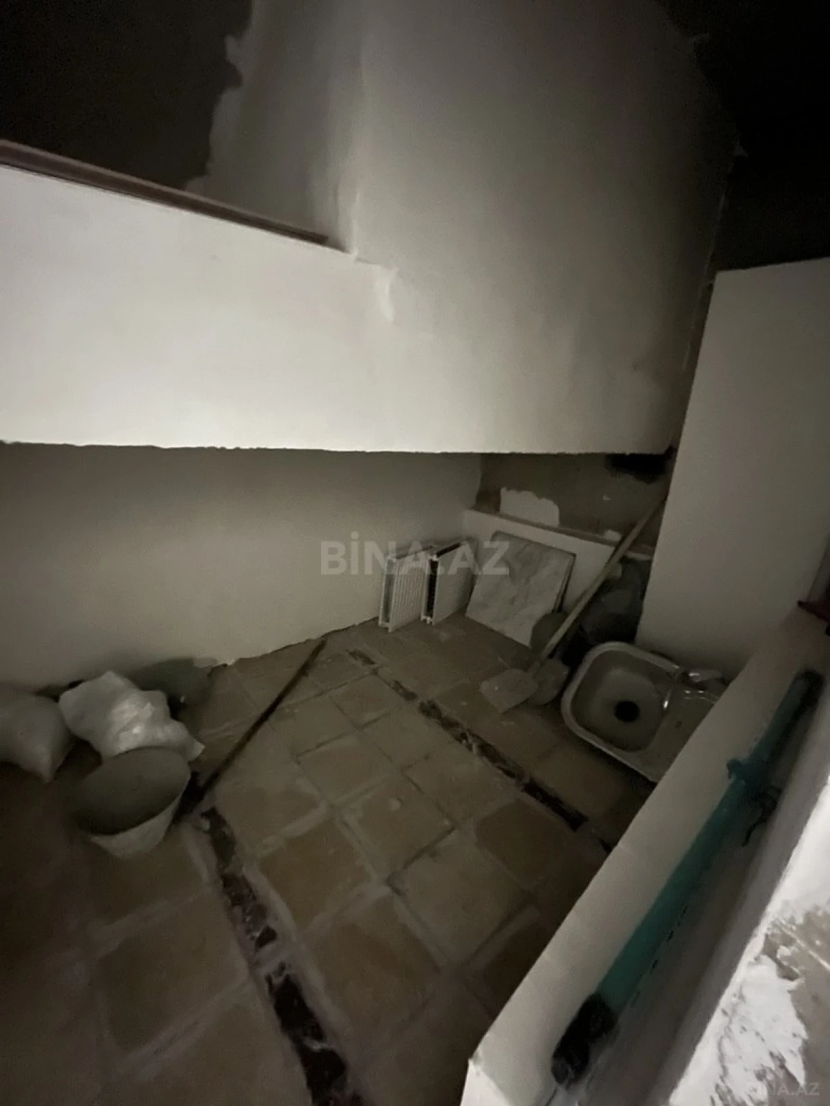 Satılır obyekt 65 m²