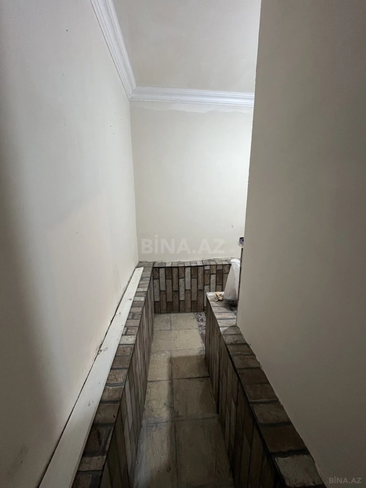 Satılır obyekt 65 m²