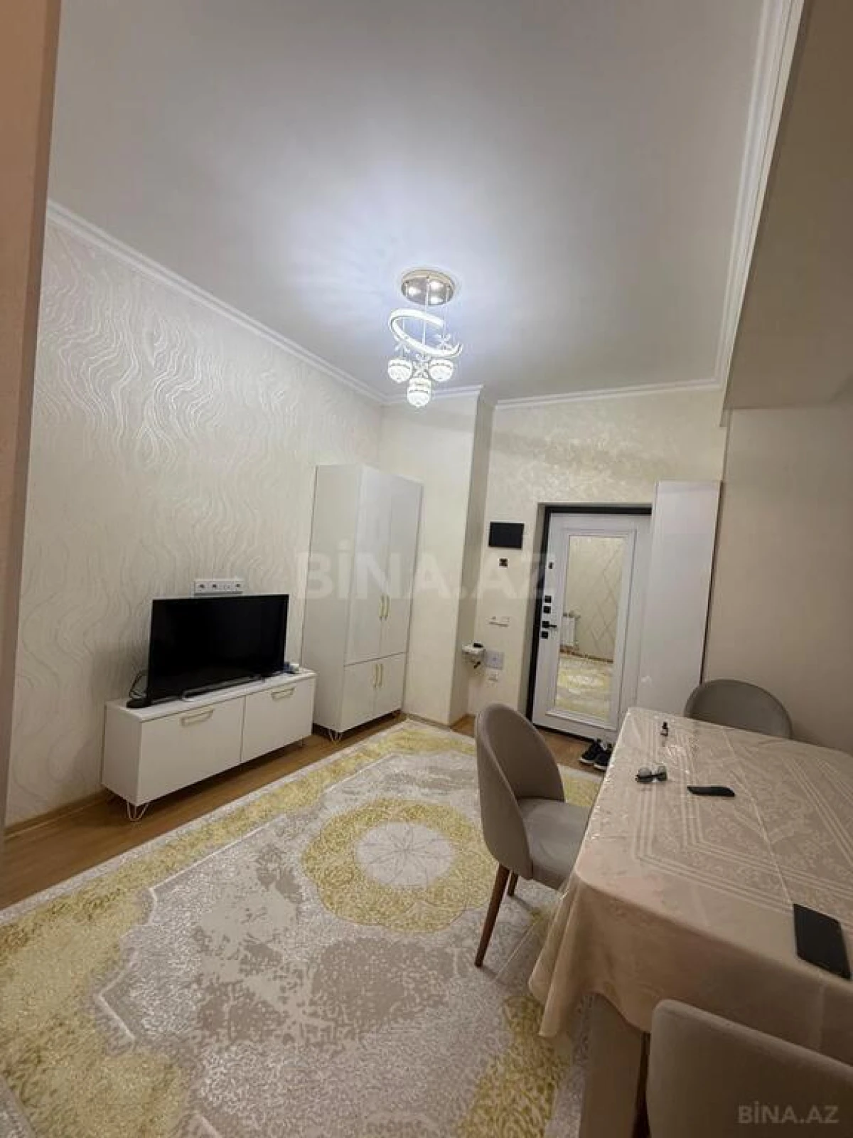 Kirayə verilir 3 otaqlı mənzil 85 m²