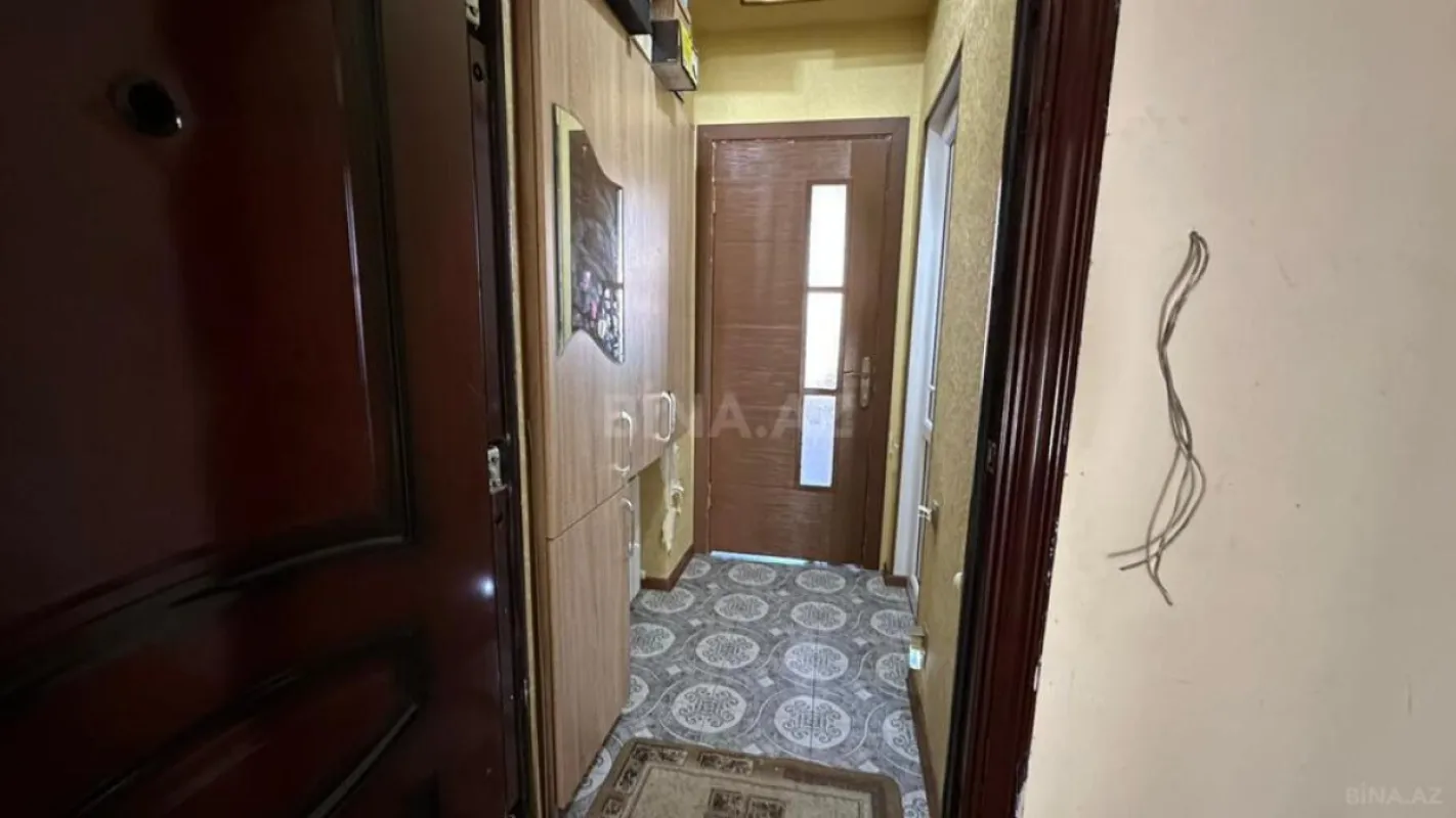 Satılır 2 otaqlı mənzil 42 m²