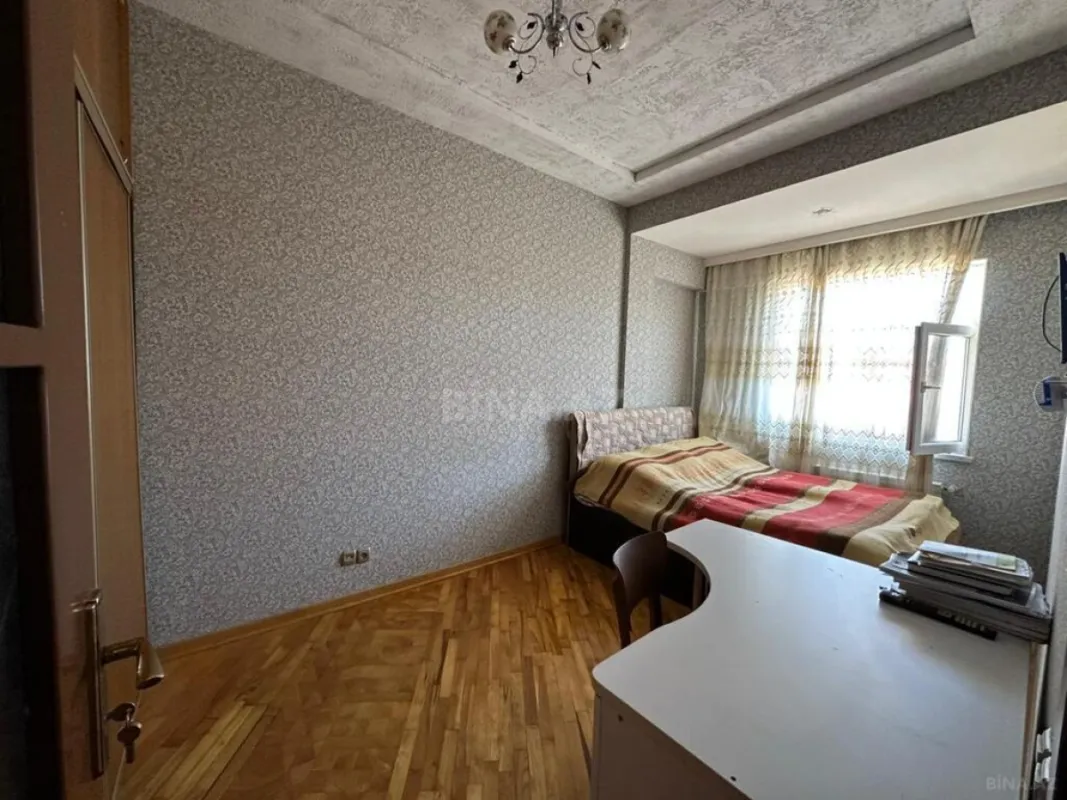 Satılır 2 otaqlı mənzil 42 m²