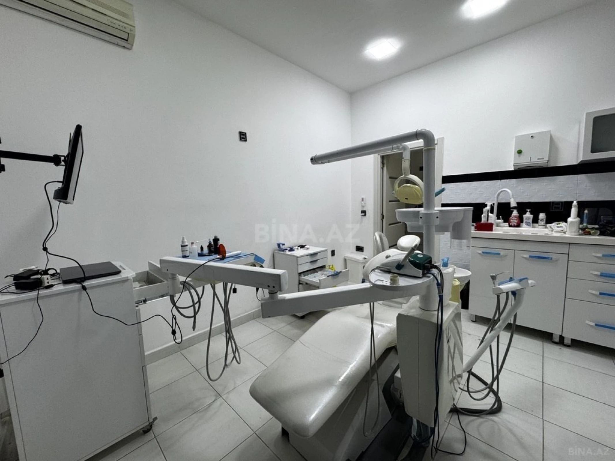 Satılır obyekt 45 m²