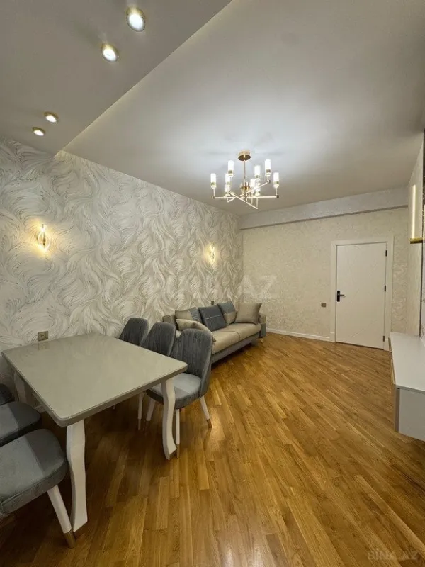 Satılır 2 otaqlı mənzil 90 m²