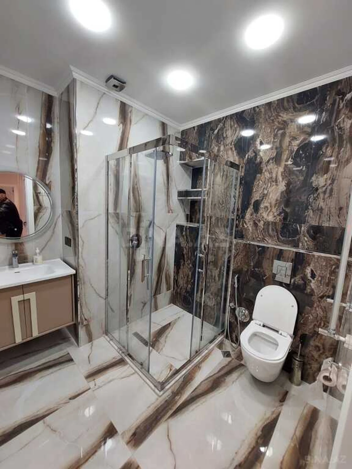 Satılır 3 otaqlı mənzil 100 m²