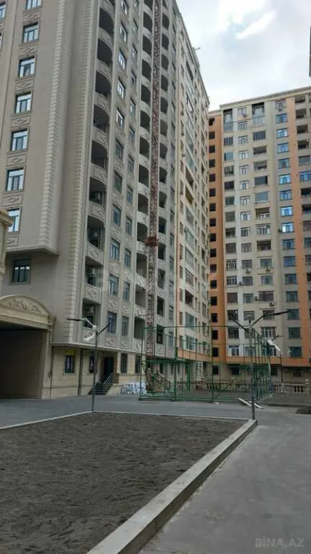 Satılır 3 otaqlı mənzil 100 m²