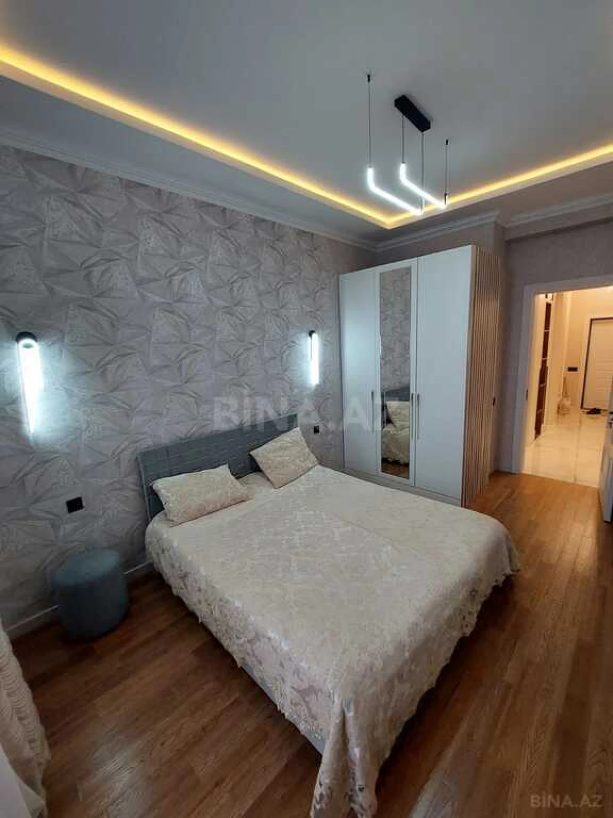 Satılır 3 otaqlı mənzil 100 m²