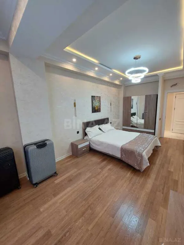 Satılır 3 otaqlı mənzil 100 m²
