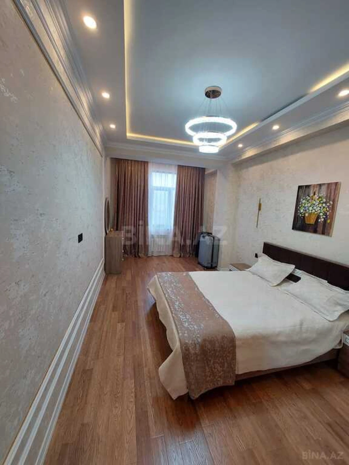 Satılır 3 otaqlı mənzil 100 m²