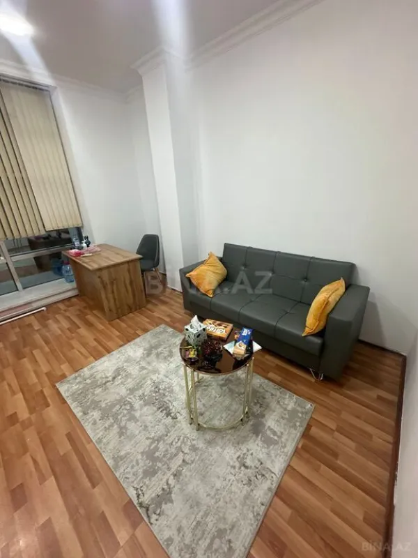 Kirayə verilir 1 otaqlı ofis 25 m²