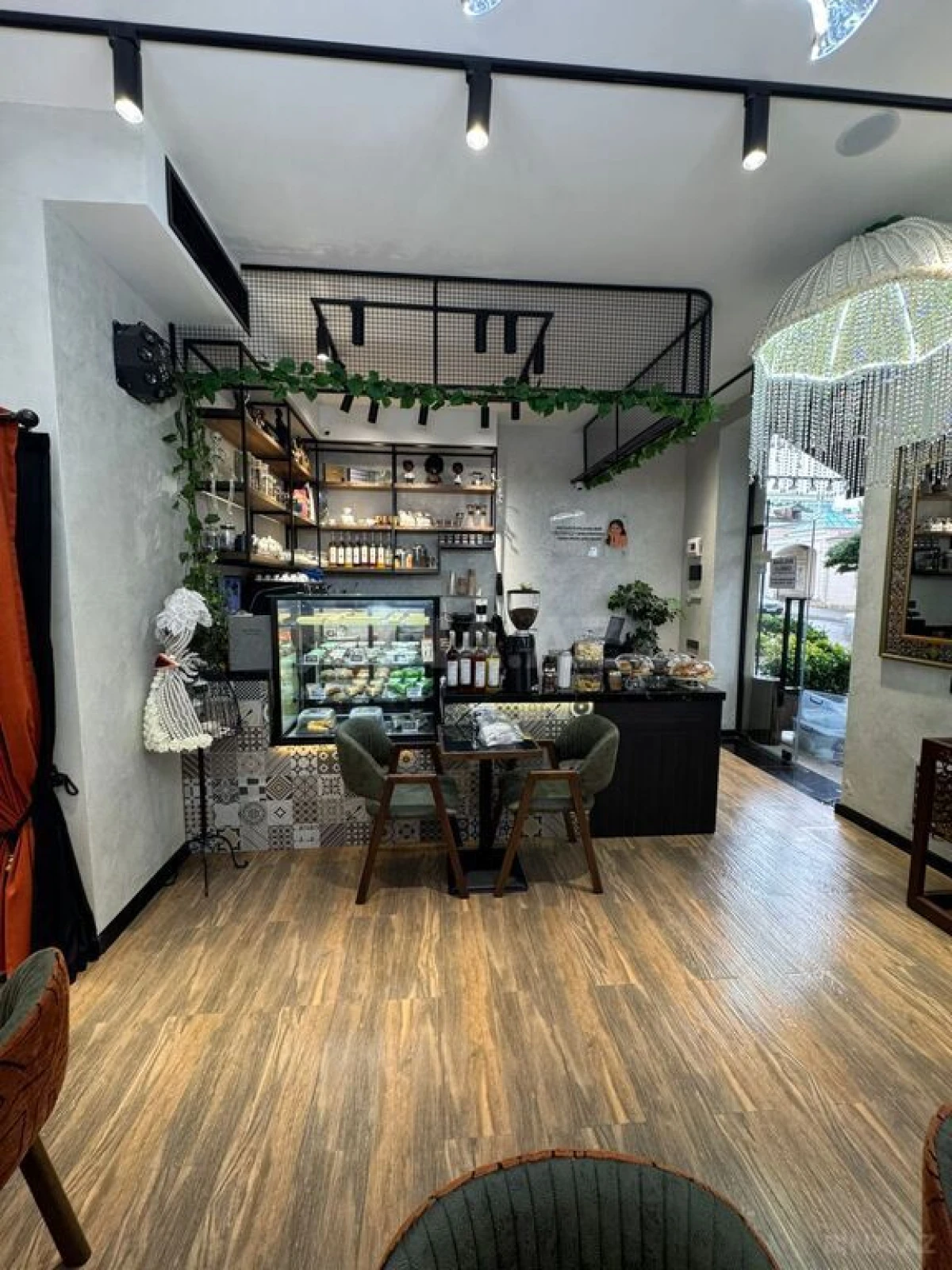 Satılır obyekt 40 m²