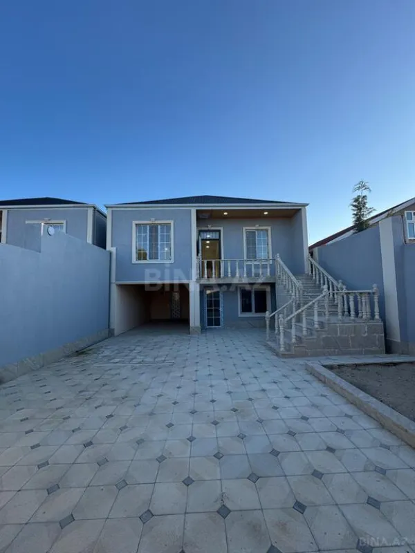 Satılır 4 otaqlı həyət evi 120 m²