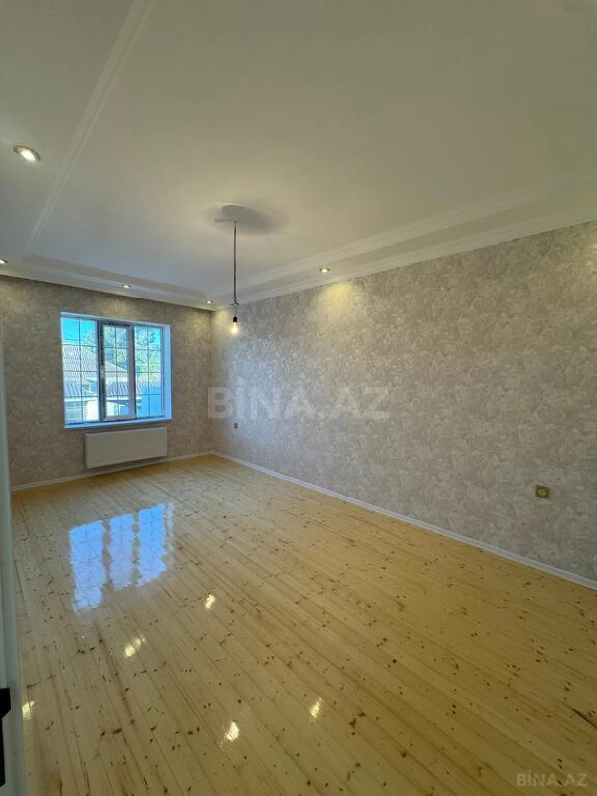 Satılır 4 otaqlı həyət evi 120 m²