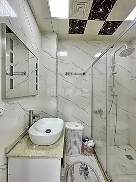 Satılır 2 otaqlı mənzil 70 m²