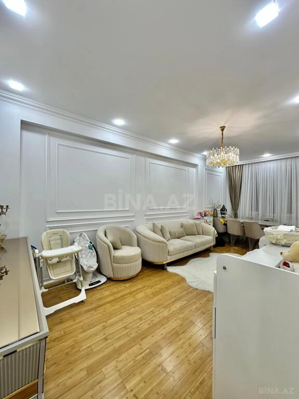 Satılır 2 otaqlı mənzil 70 m²