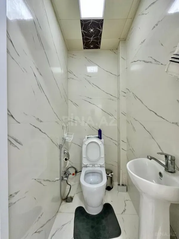 Satılır 2 otaqlı mənzil 70 m²