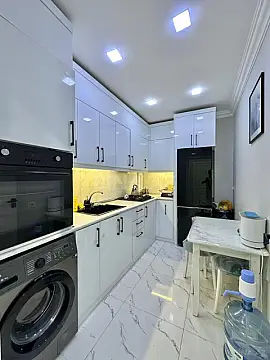 Satılır 2 otaqlı mənzil 70 m²