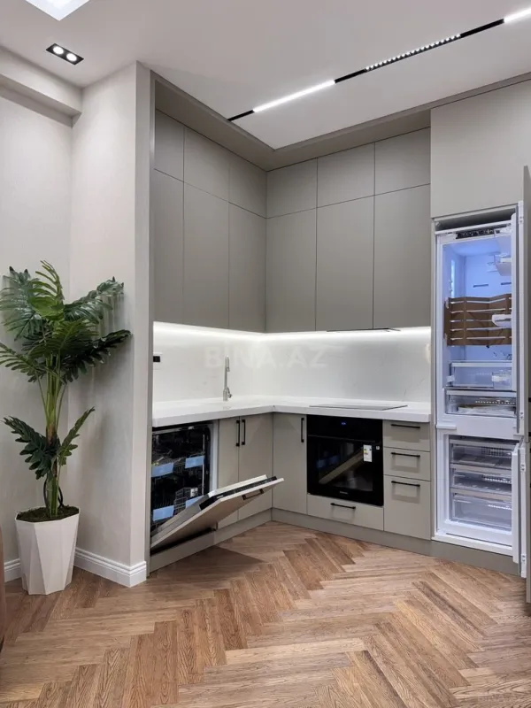 Satılır 2 otaqlı mənzil 68 m²