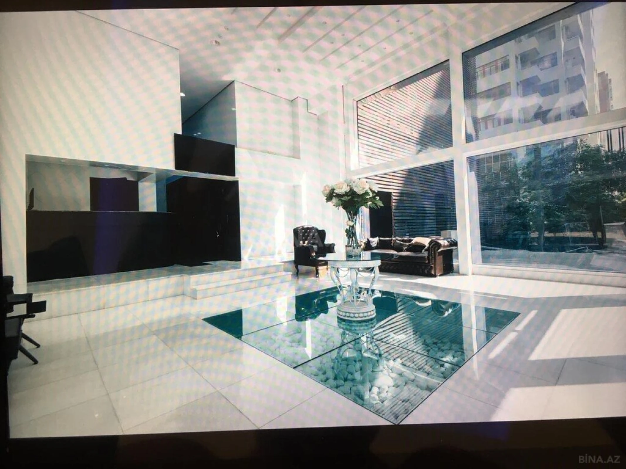 Satılır 3 otaqlı mənzil 200 m²