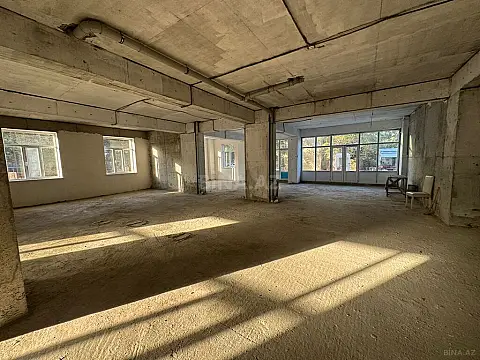 Satılır obyekt 250 m²