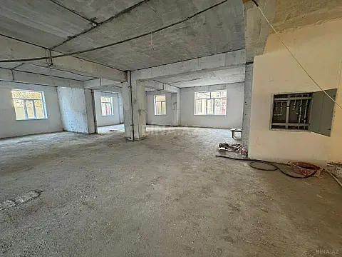 Satılır obyekt 250 m²