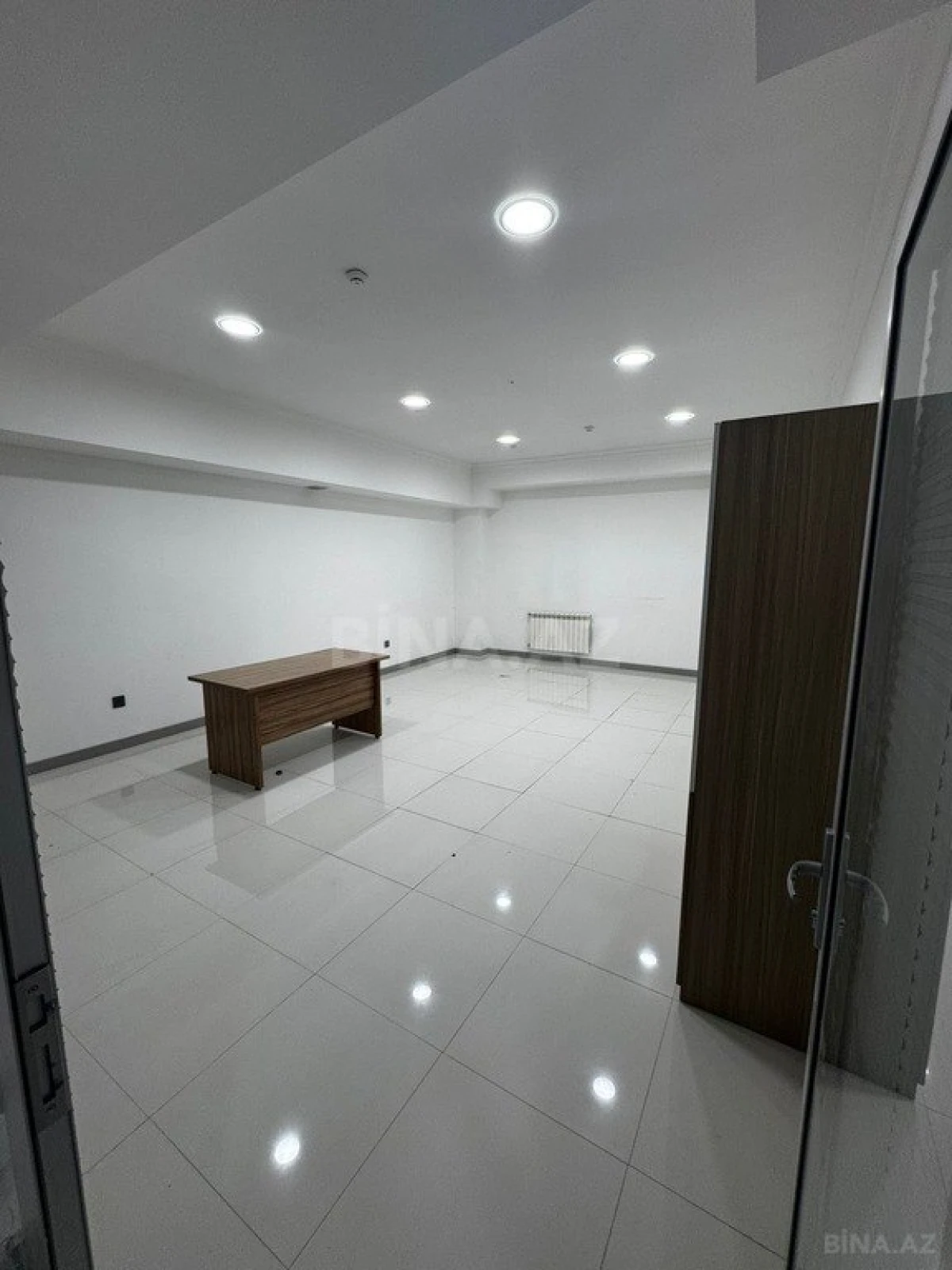 Kirayə verilir 1 otaqlı ofis 40 m²