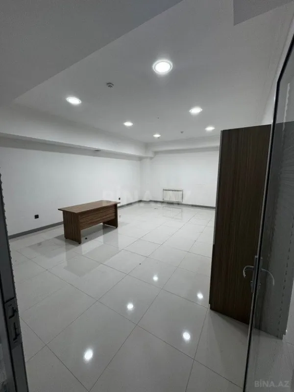 Kirayə verilir 1 otaqlı ofis 40 m²