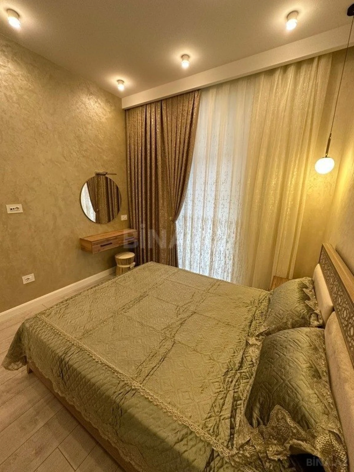 Kirayə verilir 3 otaqlı mənzil 110 m²